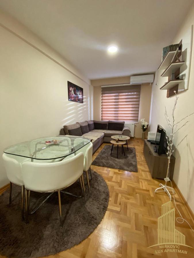 Mirkovic Lux Apartman Ni Екстериор снимка