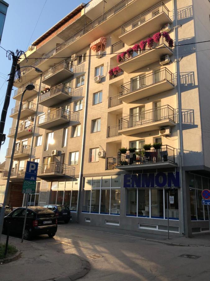 Mirkovic Lux Apartman Ni Екстериор снимка